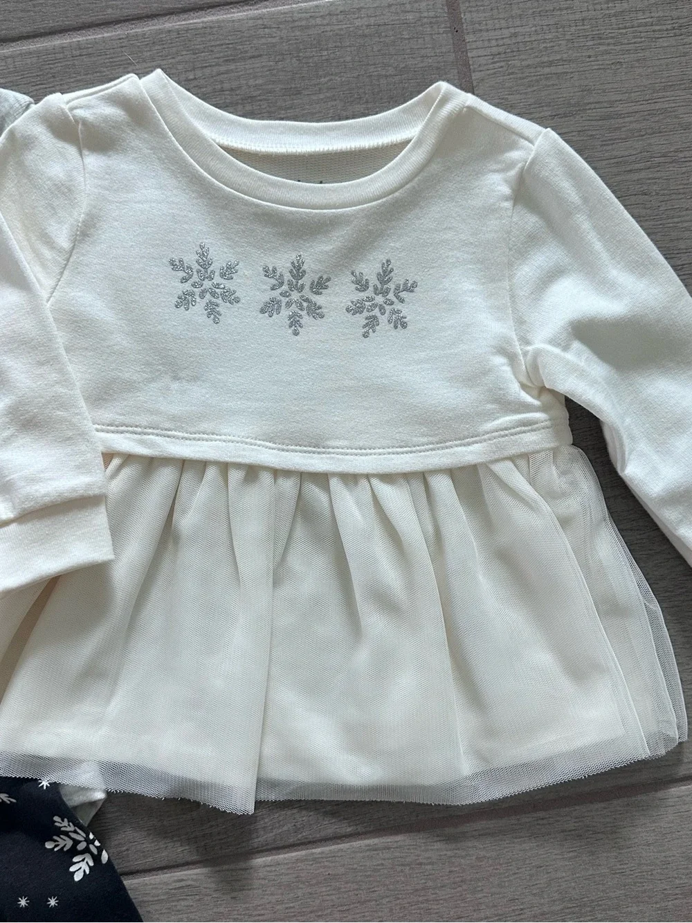 Carter’s 3pc Set Snowflake Peplum Top Bodysuit & Leggings Girls 9mo NWT